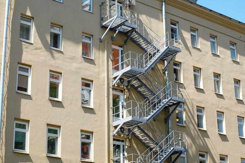 Какие типы каминов разрешены в многоквартирных домах?