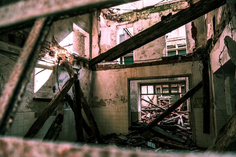 Согласование перепланировки в доме-памятнике: сколько это стоит?